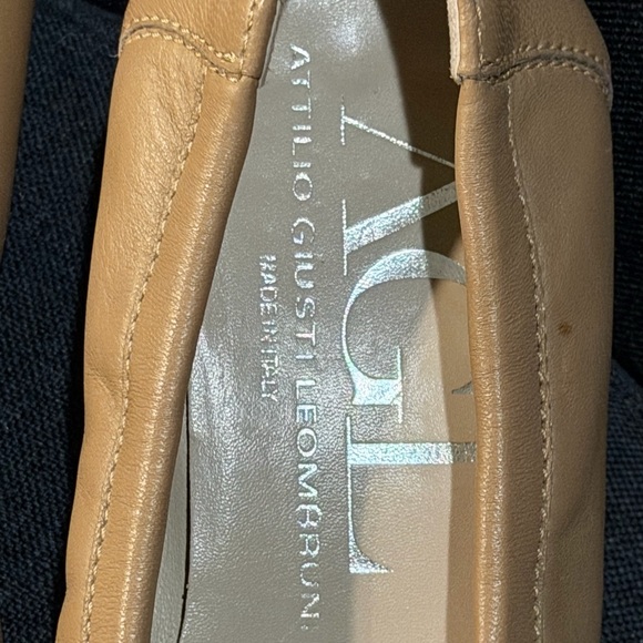 AGL Tan Leather Flats with Snakeskin Detail - Picture 2 of 2